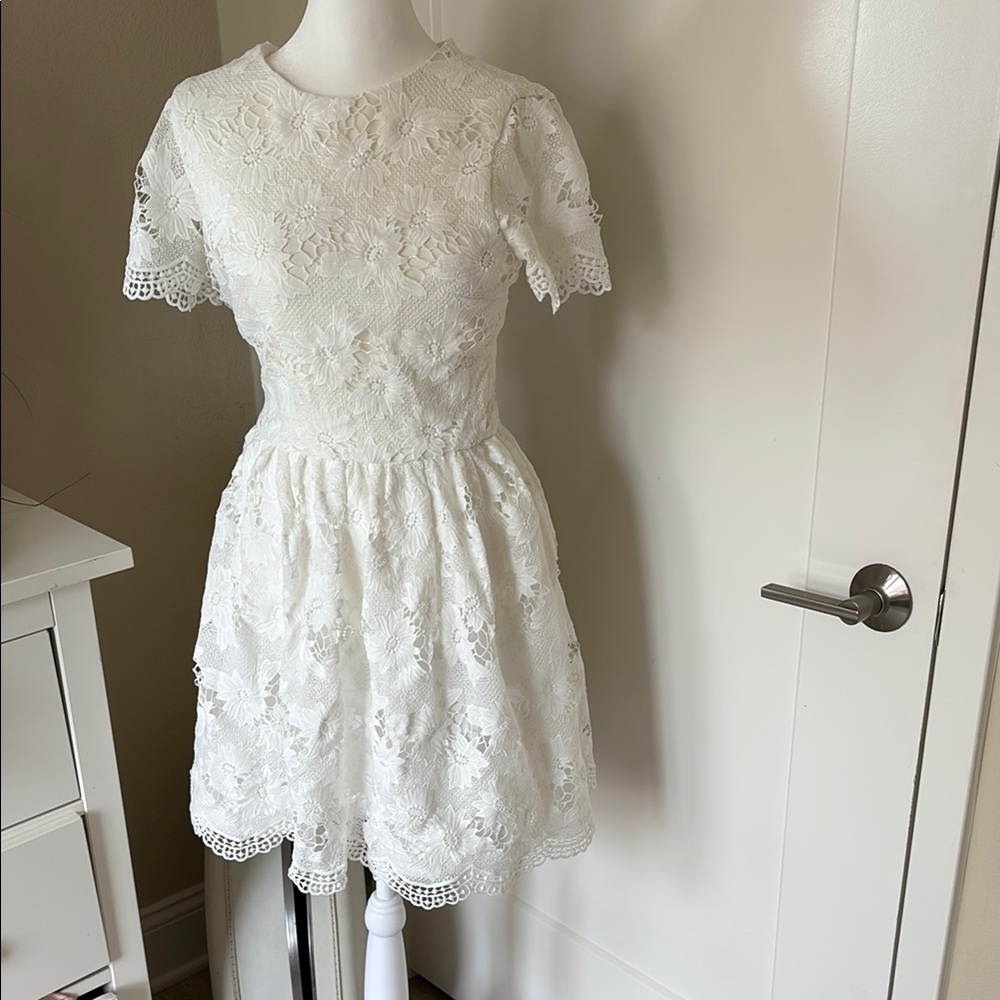 Alice + Olivia White Lace Dress